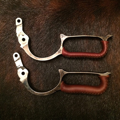 Ricochet Roy's cowboy leather lever wraps installed